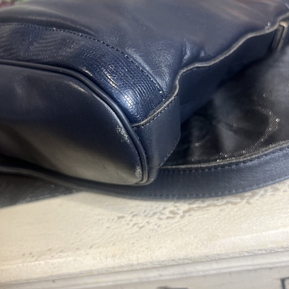Vintage Etienne Aigner Navy Blue Leather Handbag Purse Adj Strap Medium - Picture 5 of 14